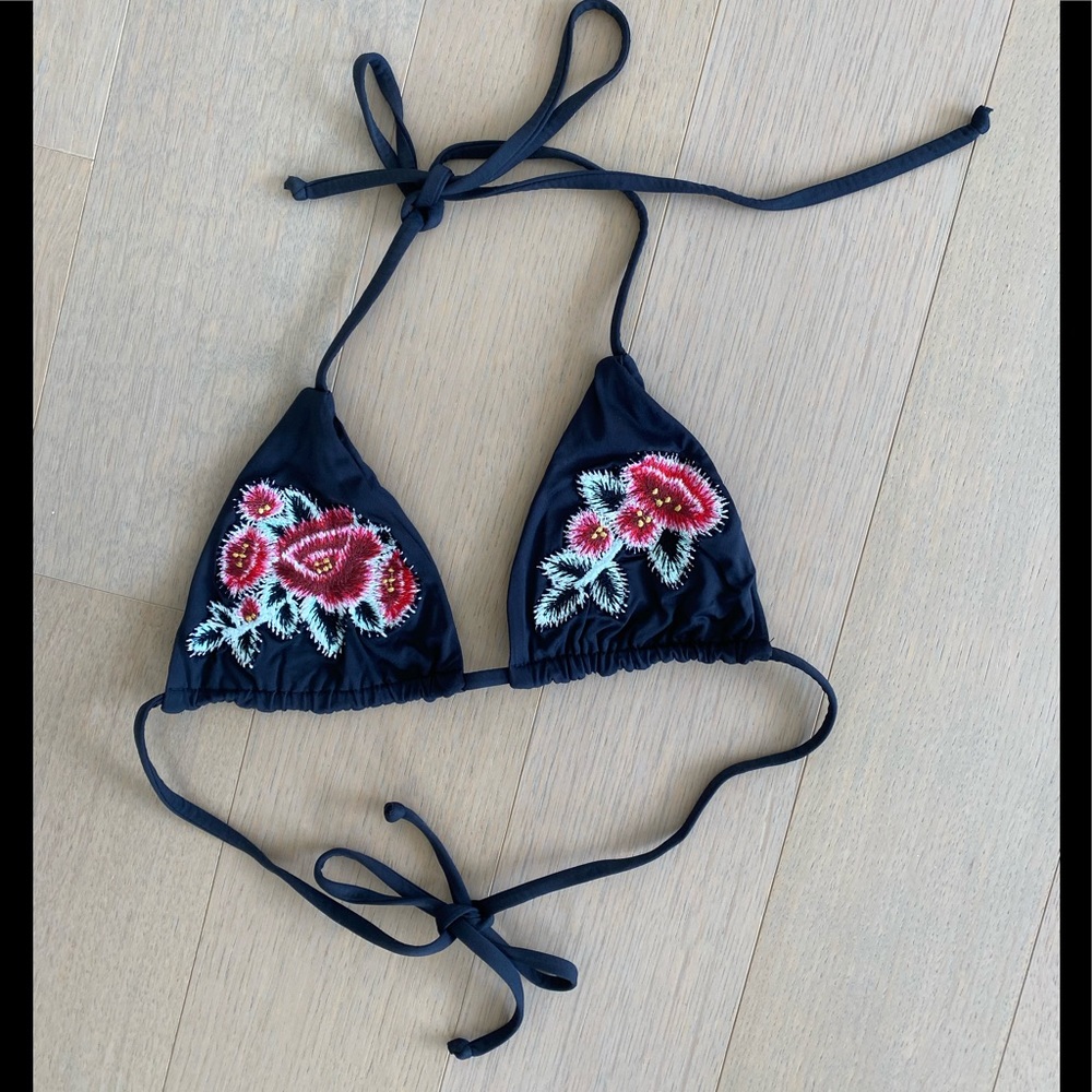 Frankies Bikinis Floral Embroidery Triangle Top